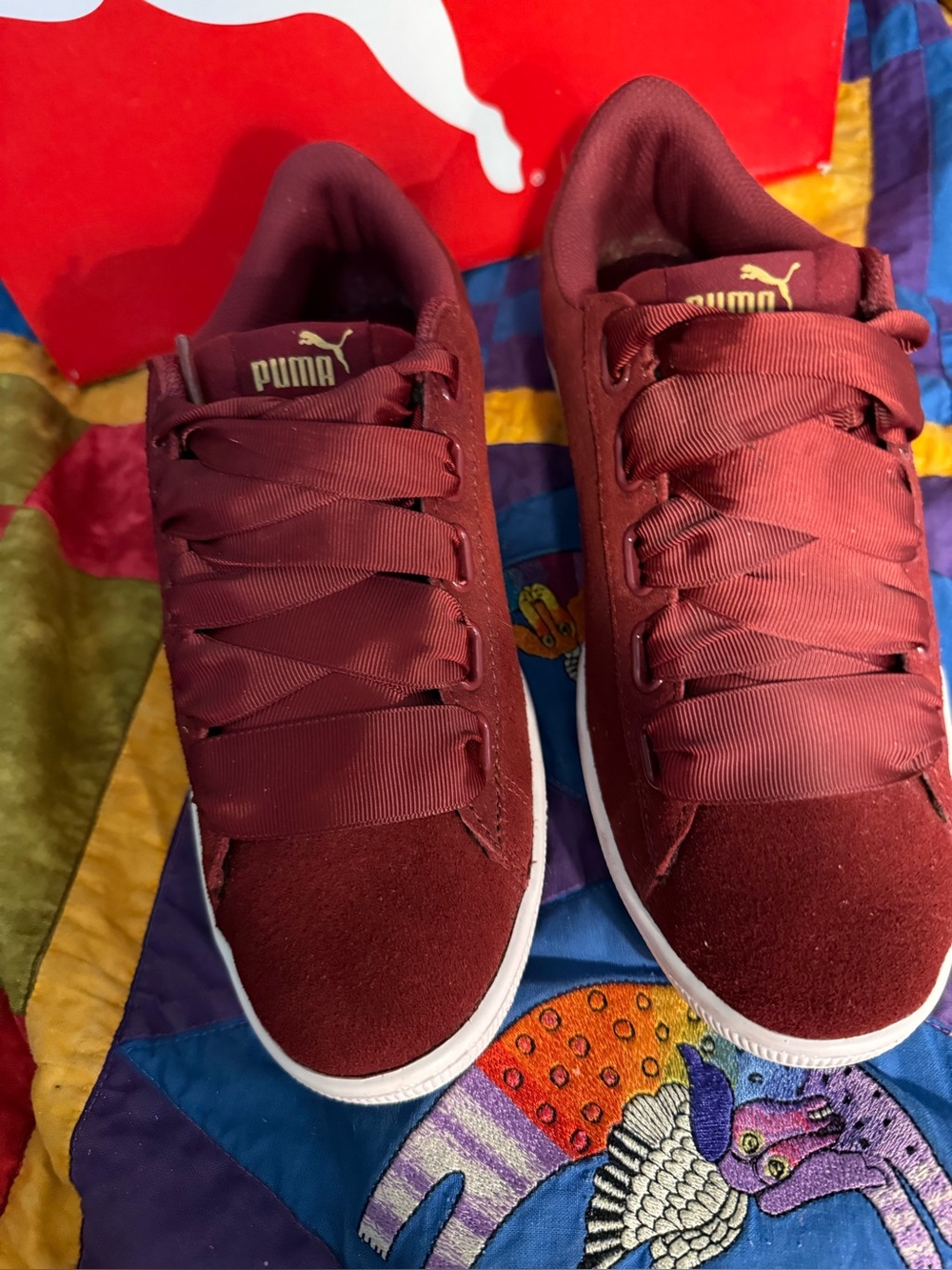 PUMA Women’s Burgundy Laced  Sneakers